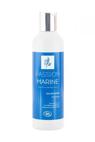 Natural organic revitalising shampoo with seaweed